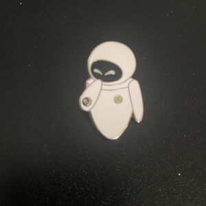 Disney Pixar WALL·E Pin – EVE